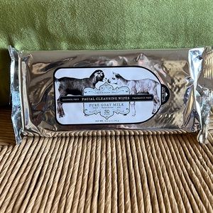 Beekman Facial Cleansing Wipes - NWT